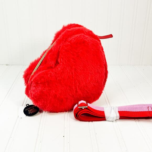 Bath & Body Works Emily In Paris Red Heart Shaped Cross Body Bag make up bag New - Picture 6 of 7